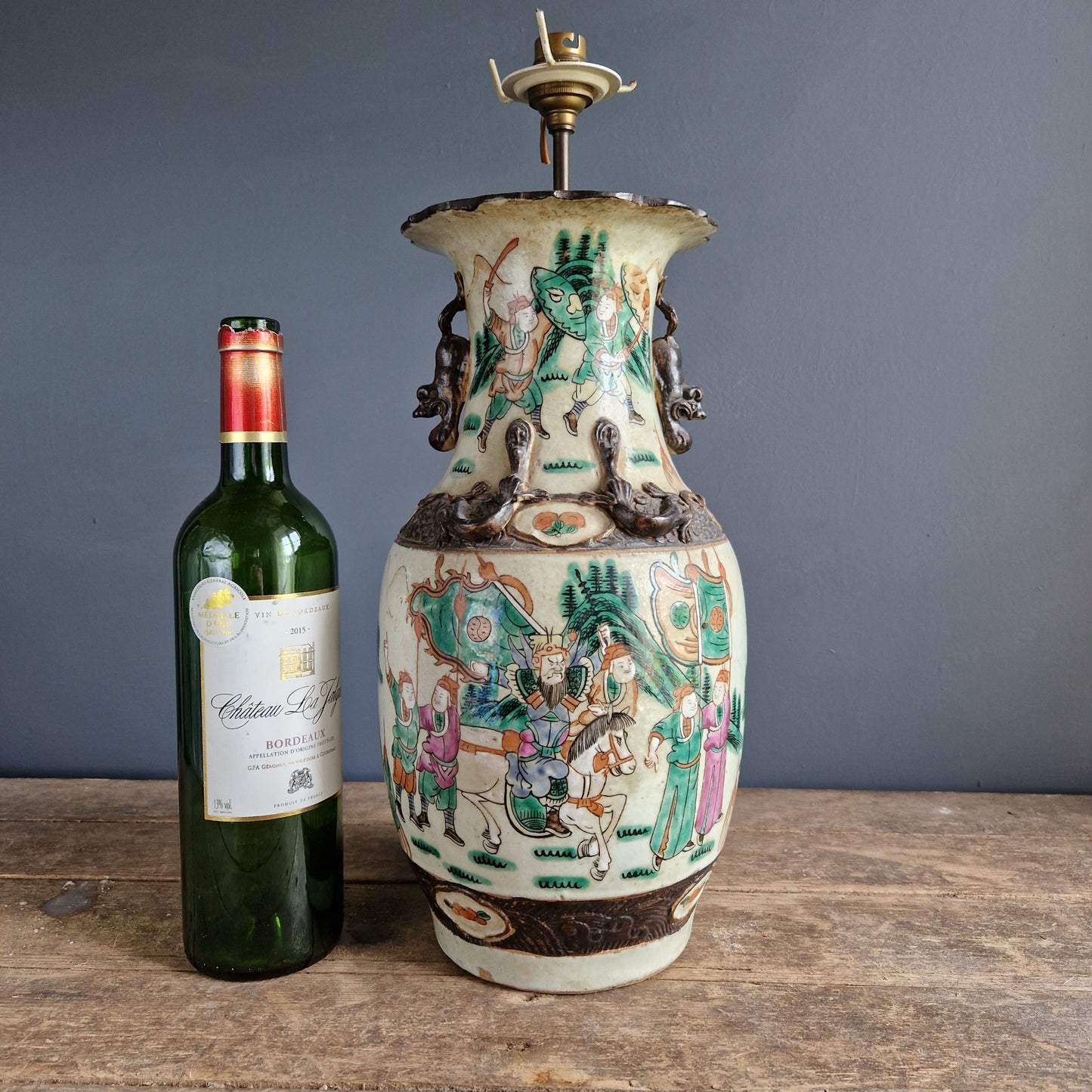 Antieke Nankinglamp. Nanjing-lamp.