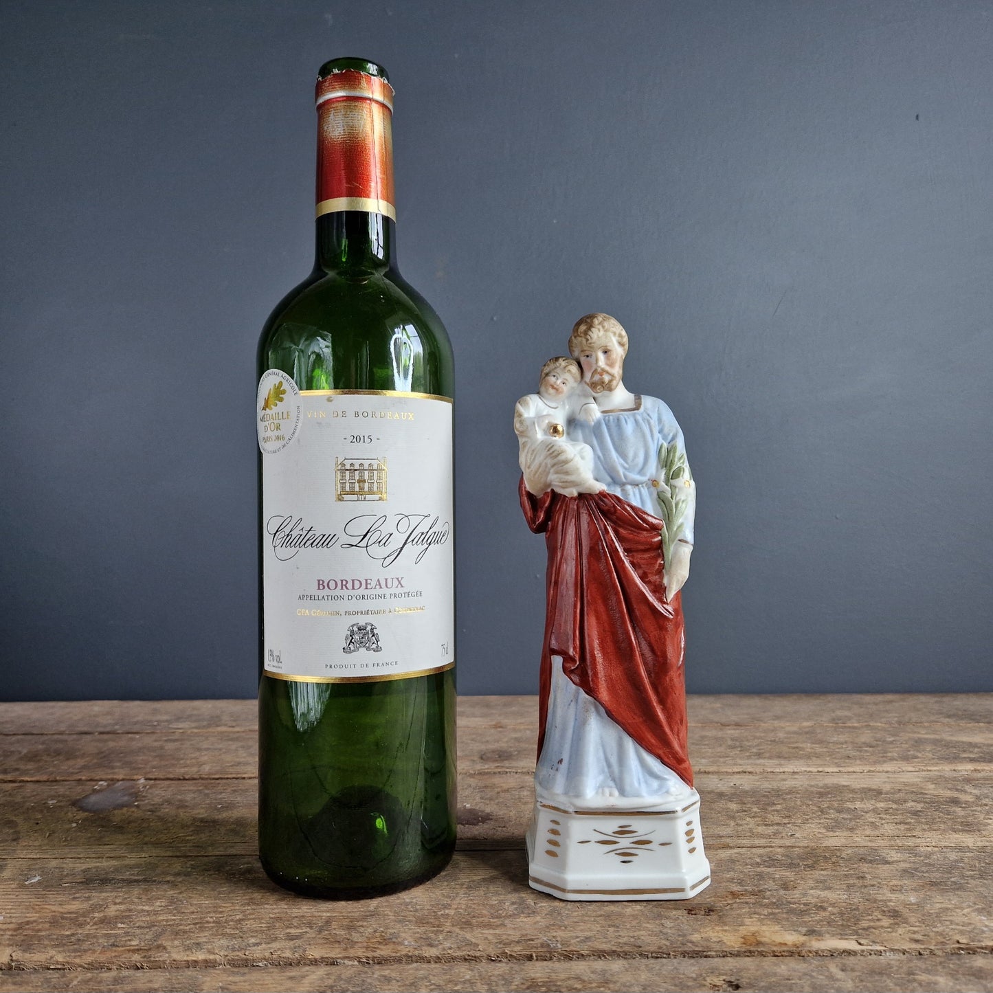 French antique Saint Anthony statue. French religious statue.