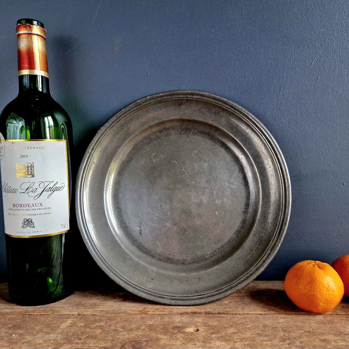 Assiette en étain du XVIIIe siècle.