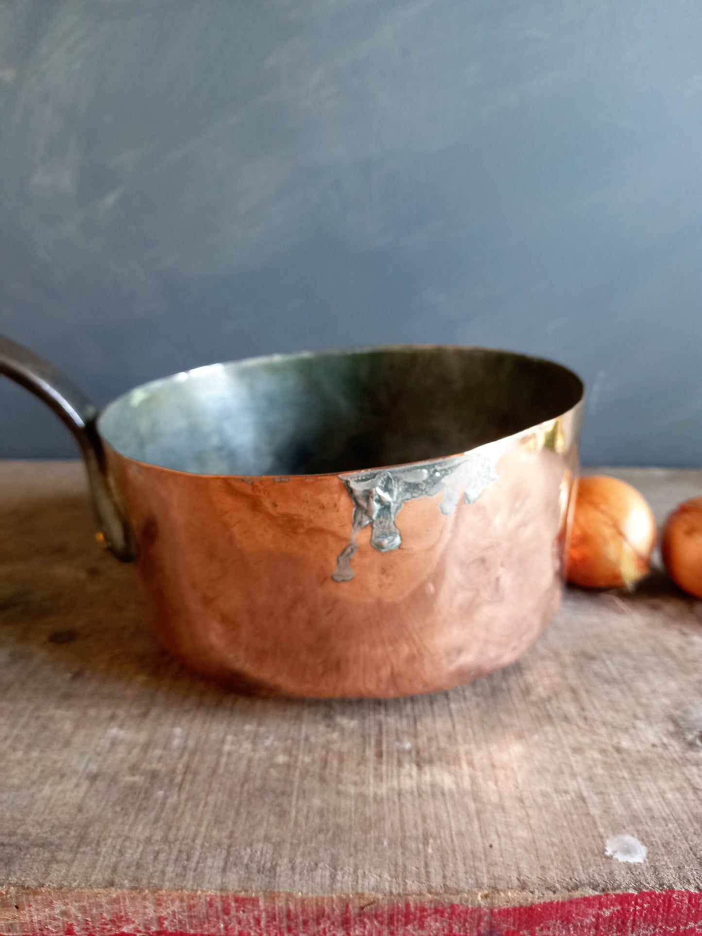 Antique copper pan. 19thC copper pan. Copper saucepan.