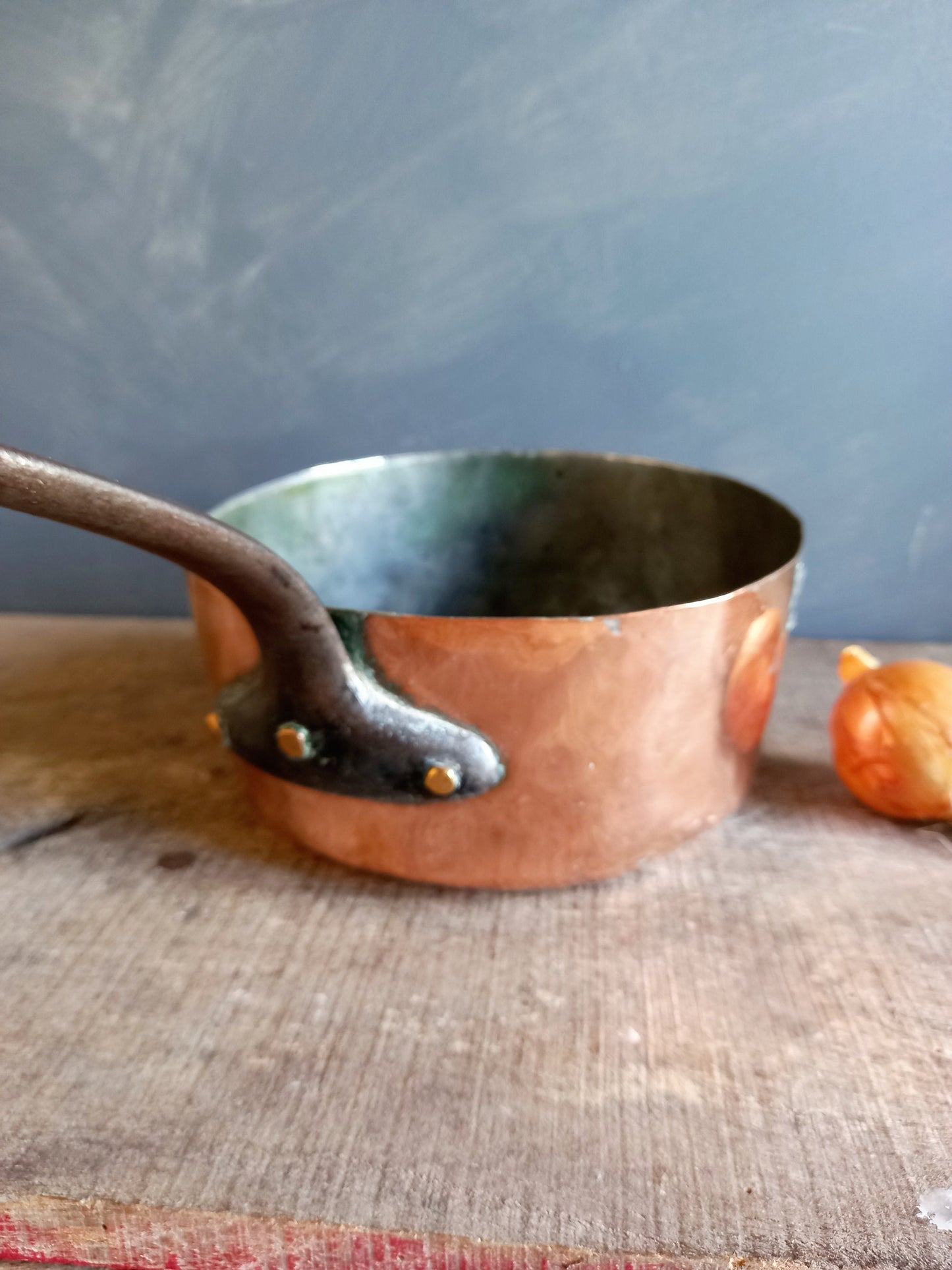 Antique copper pan. 19thC copper pan. Copper saucepan.
