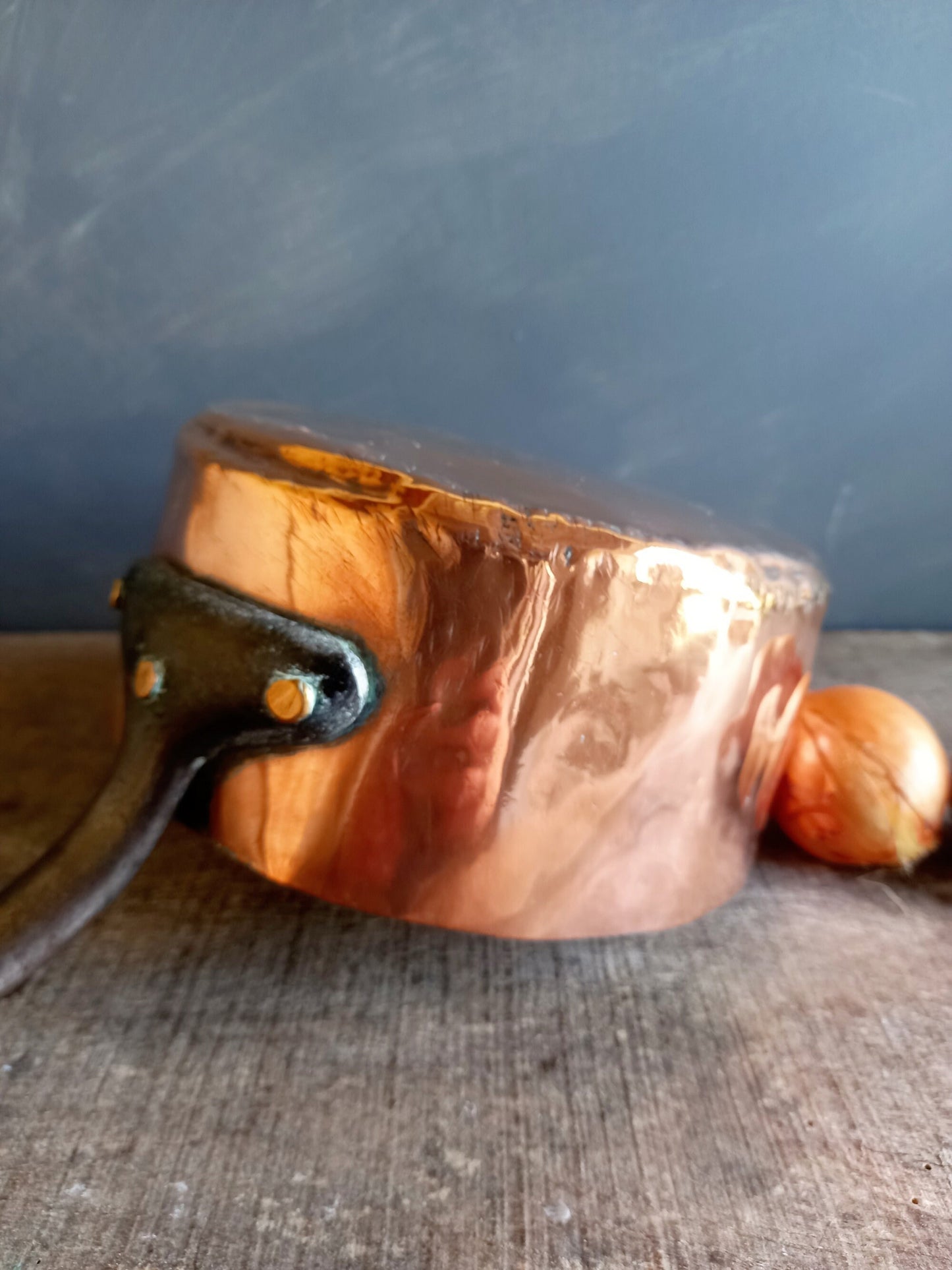 Antique copper pan. 19thC copper pan. Copper saucepan.