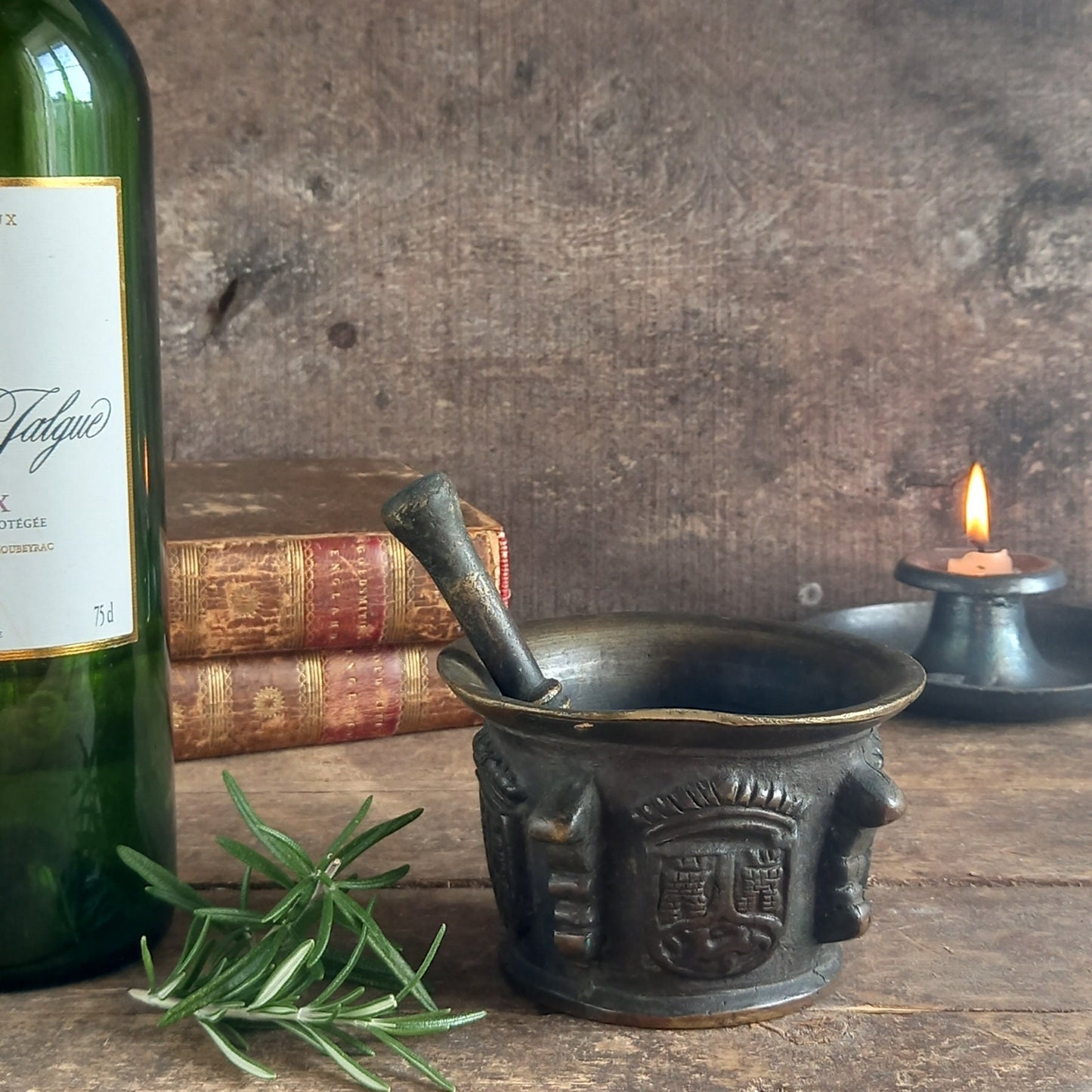 Antique mortar and pestle. 17th century antique bronze mortar and pestle.