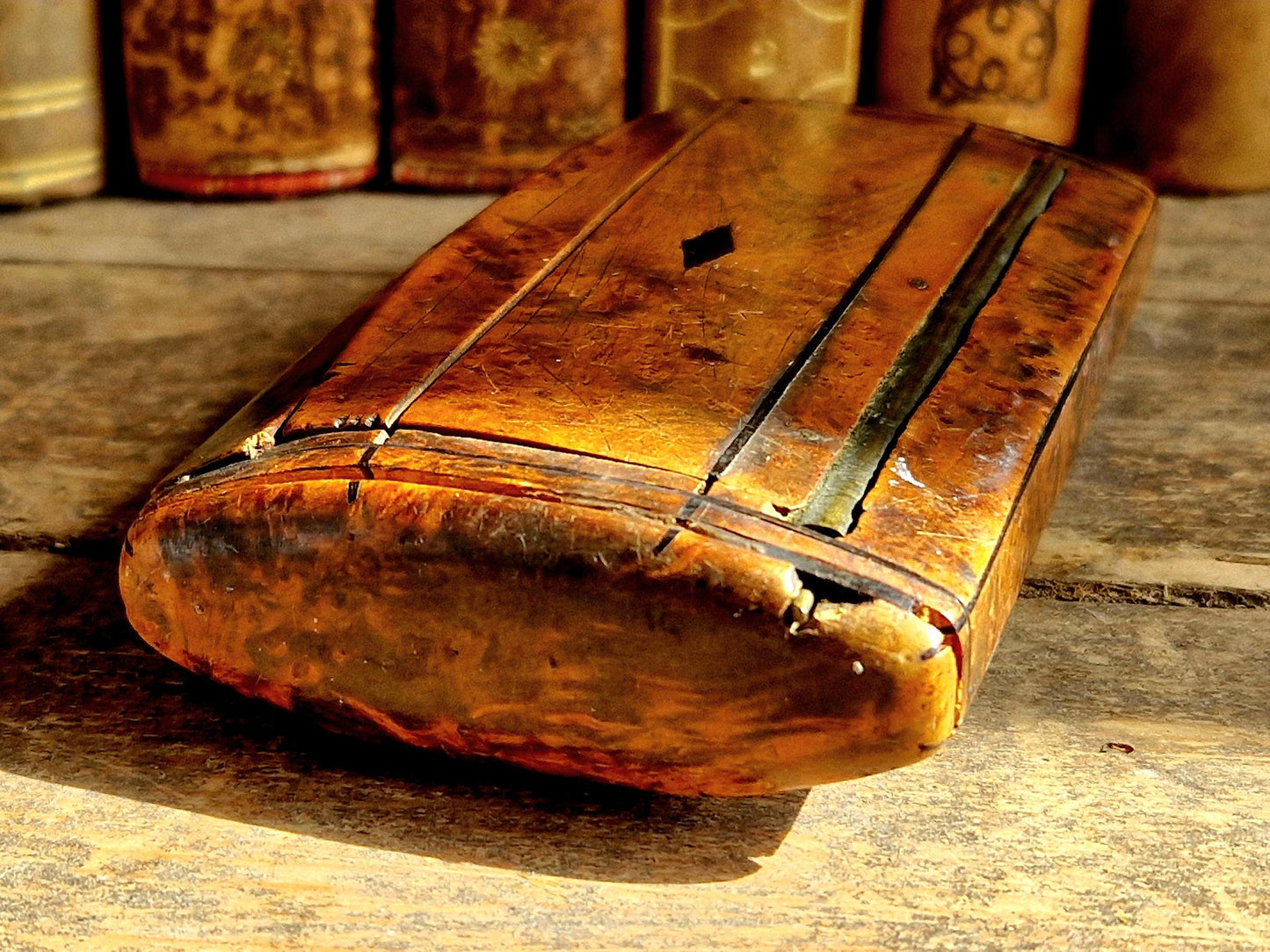 Antique snuff box French wooden snuff box 19th century.