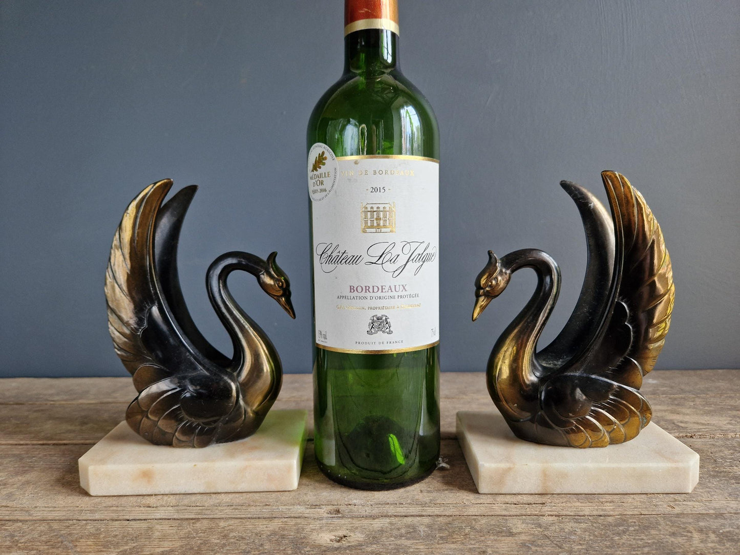 Pair of French Art deco bookends with swan decoration.