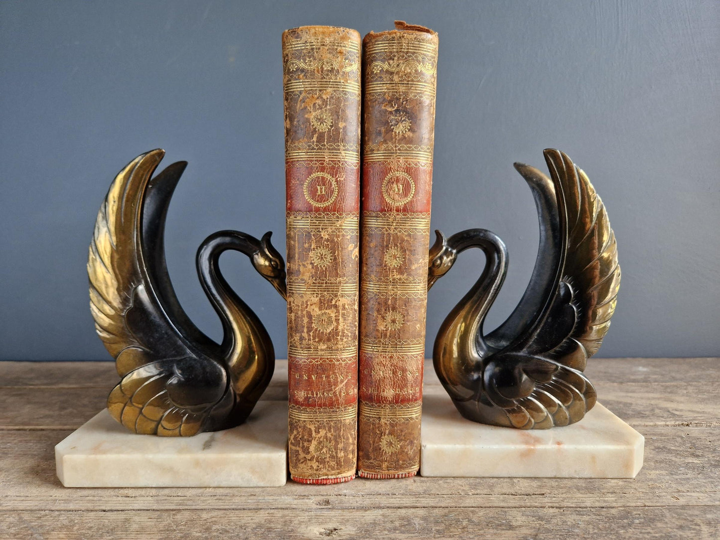 Pair of French Art deco bookends with swan decoration.