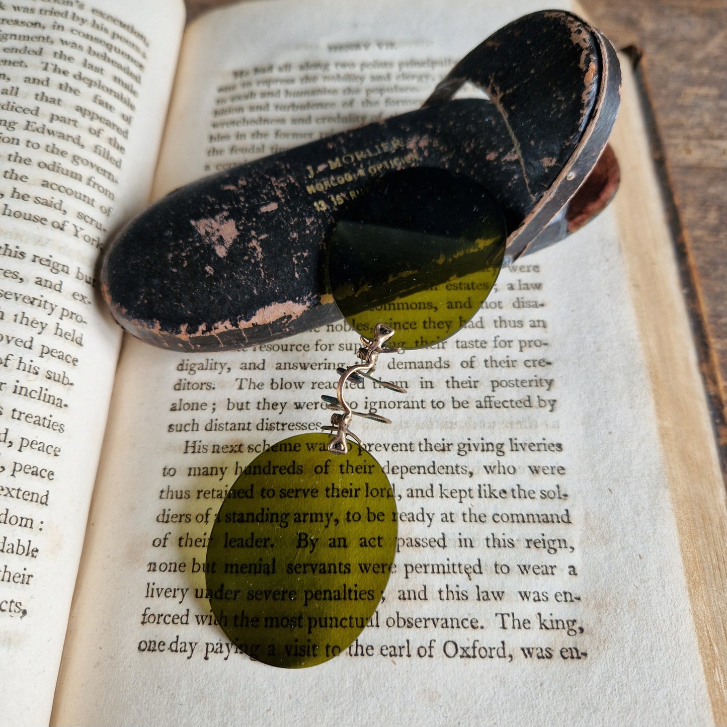 French vintage green pince nez. Green vintage spectacles.