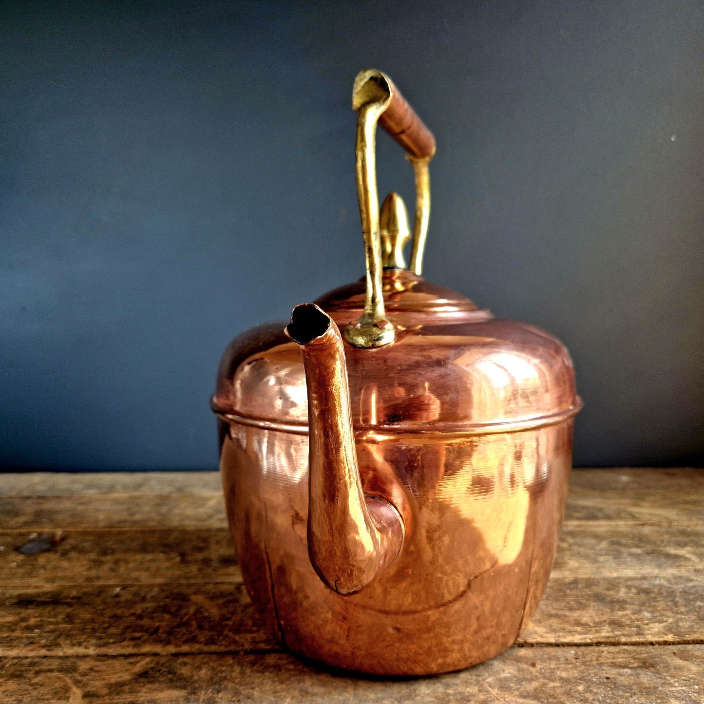 French vintage copper kettle. Farmhouse copper kettle.