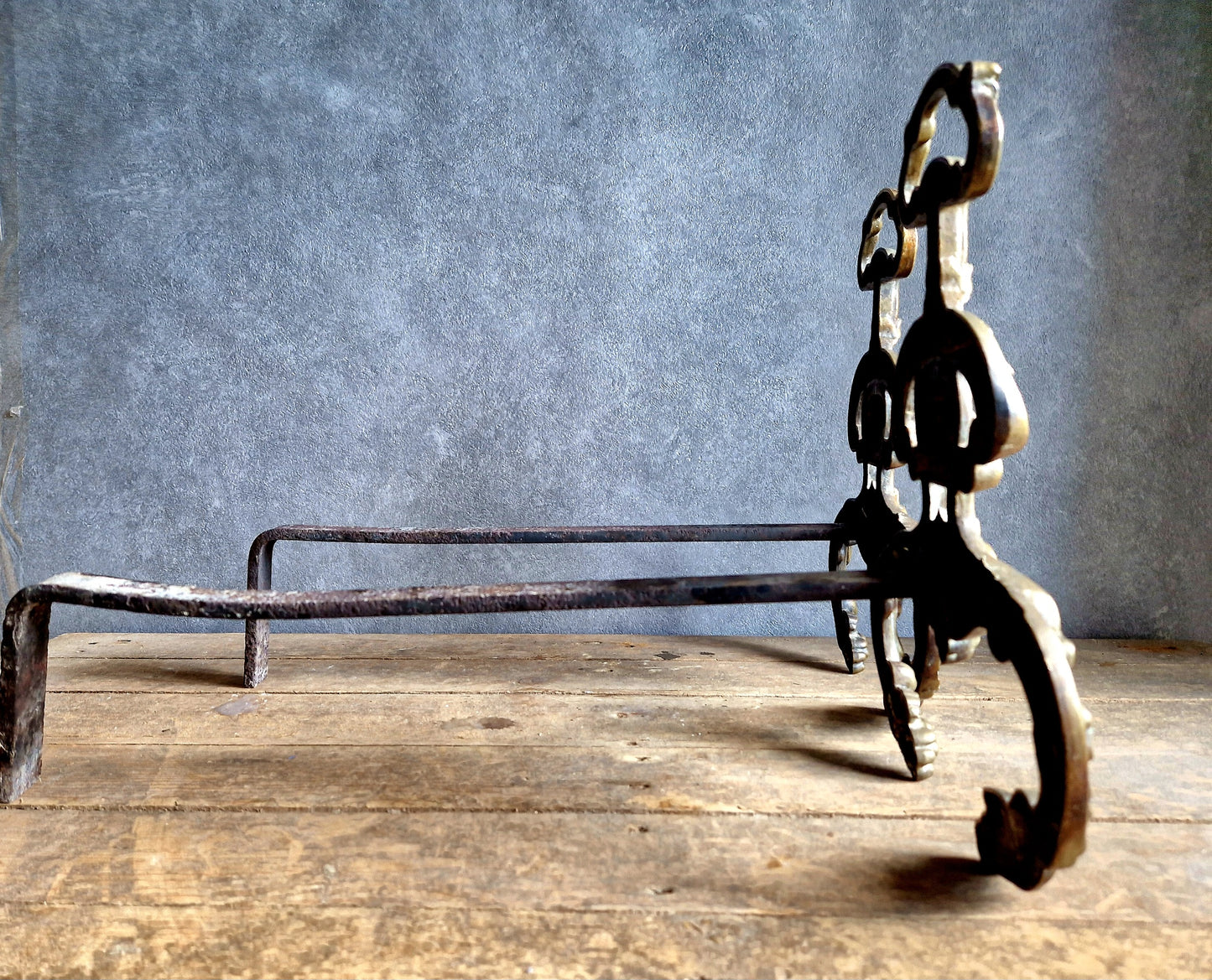 French antique firedogs. Antique brass fire chenets. Antique andirons.