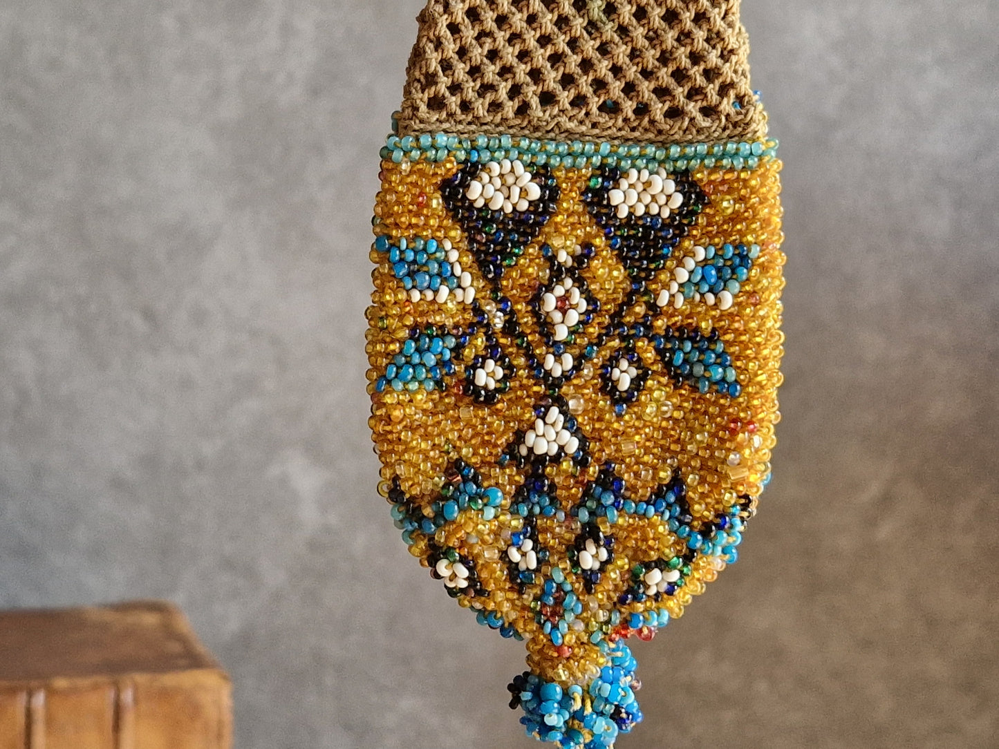 Antique misers purse. French beaded misers purse. Antique costume accessory.