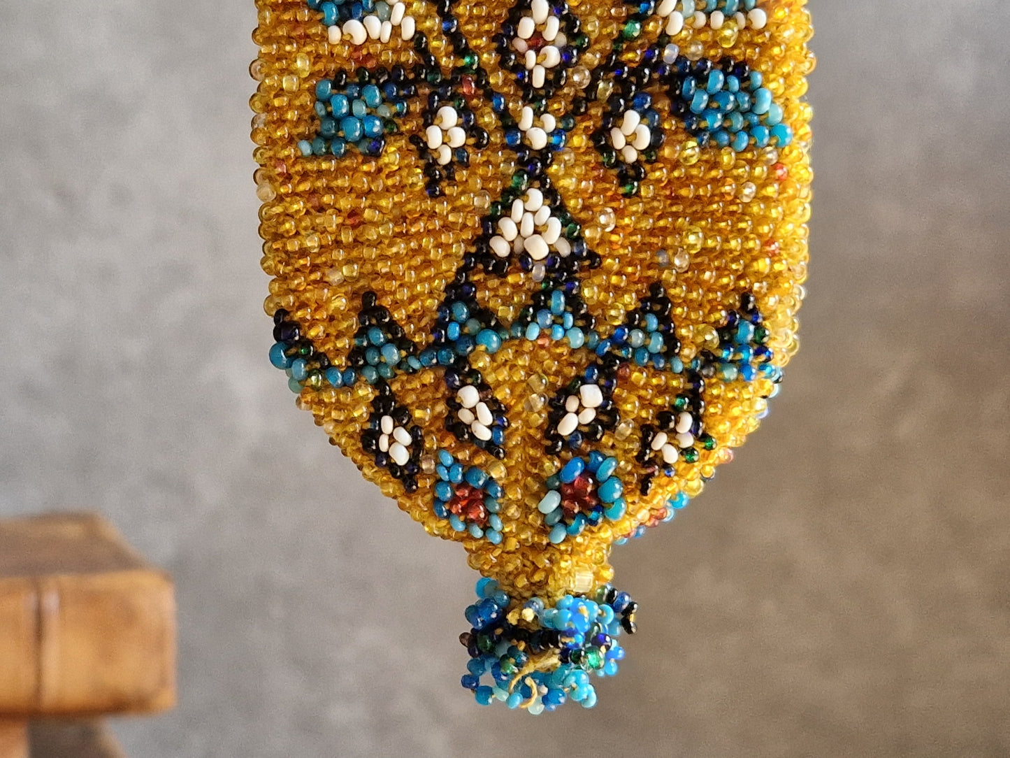Antique misers purse. French beaded misers purse. Antique costume accessory.