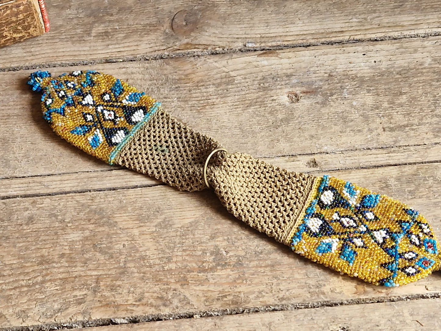 Antique misers purse. French beaded misers purse. Antique costume accessory.