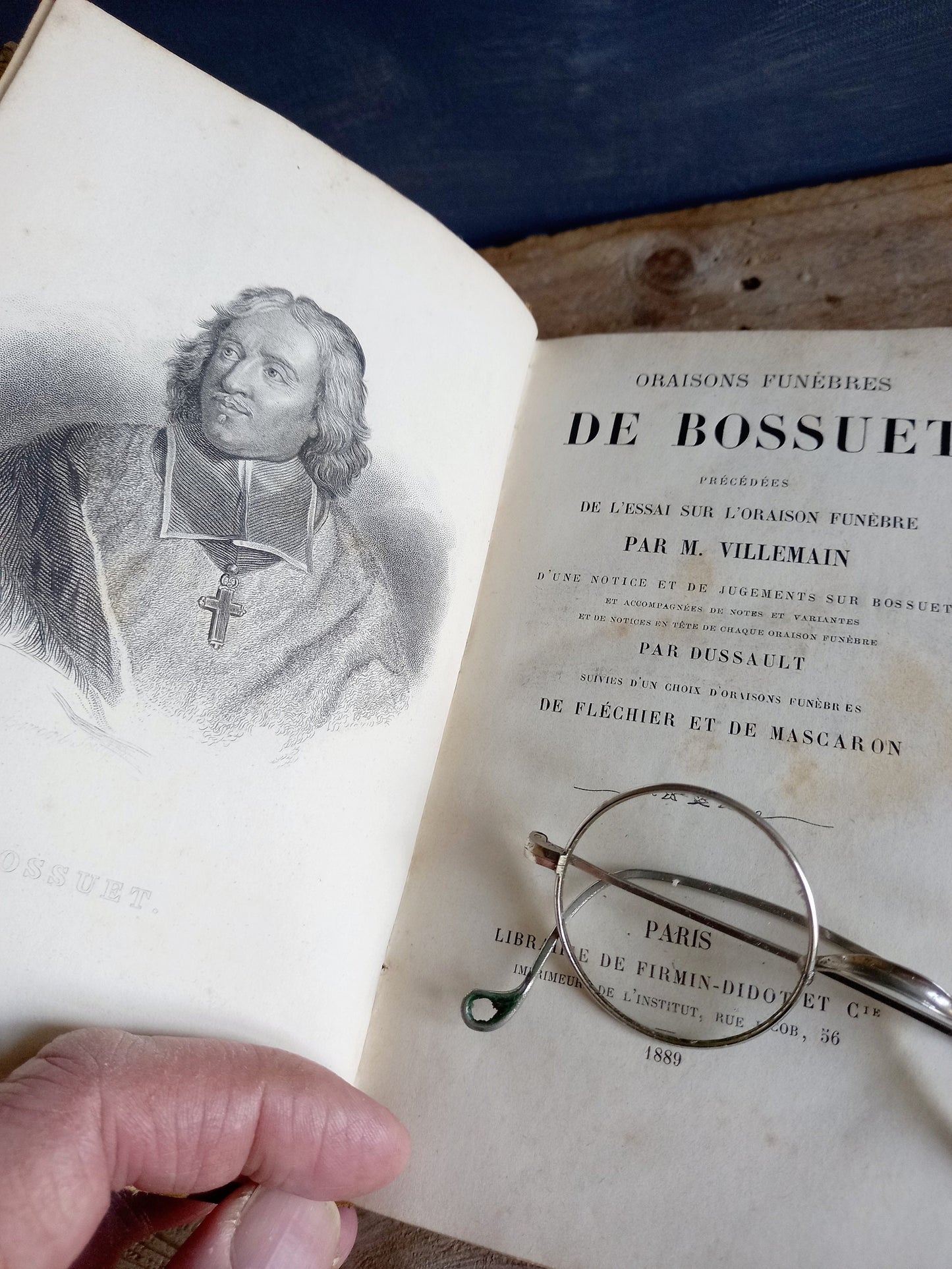 Antique books. Victorian books. French antique books.