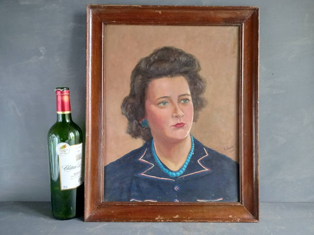 French portrait. Wartime portrait.French portrait of lady. 1945 portrait of a lady.