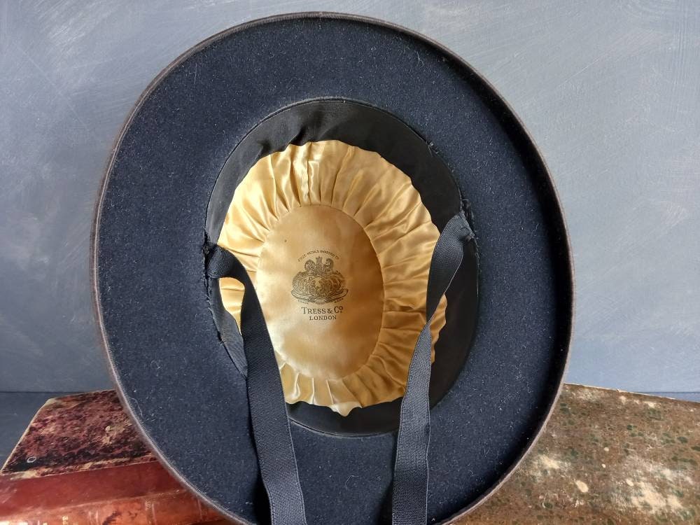 Chapeau ancien en feutre de style édouardien - Tress &amp; Co. Londres, époque Downton Abbey
