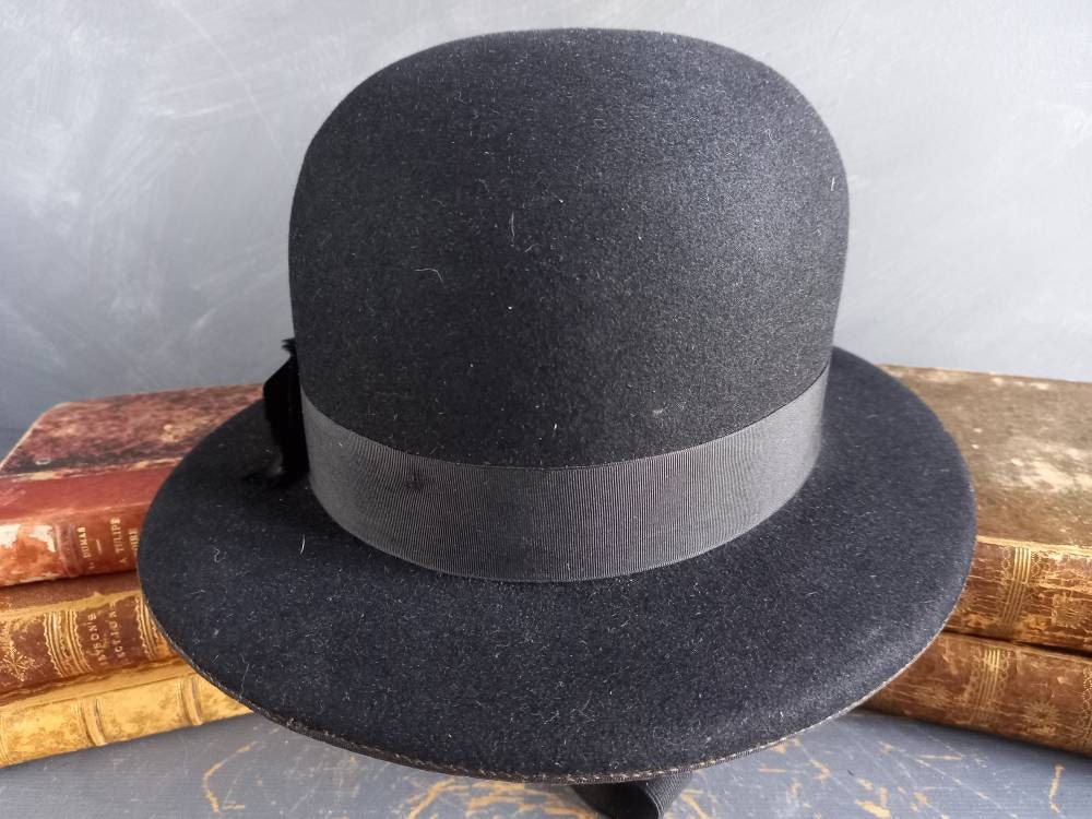 Chapeau ancien en feutre de style édouardien - Tress &amp; Co. Londres, époque Downton Abbey