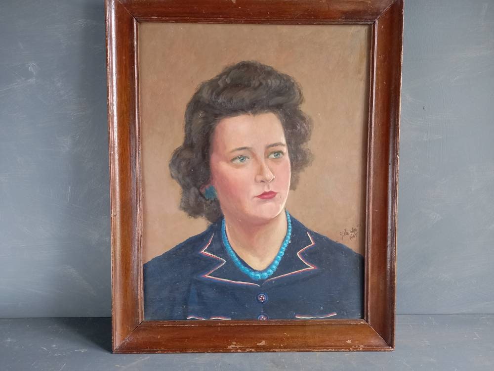 French portrait. Wartime portrait.French portrait of lady. 1945 portrait of a lady.