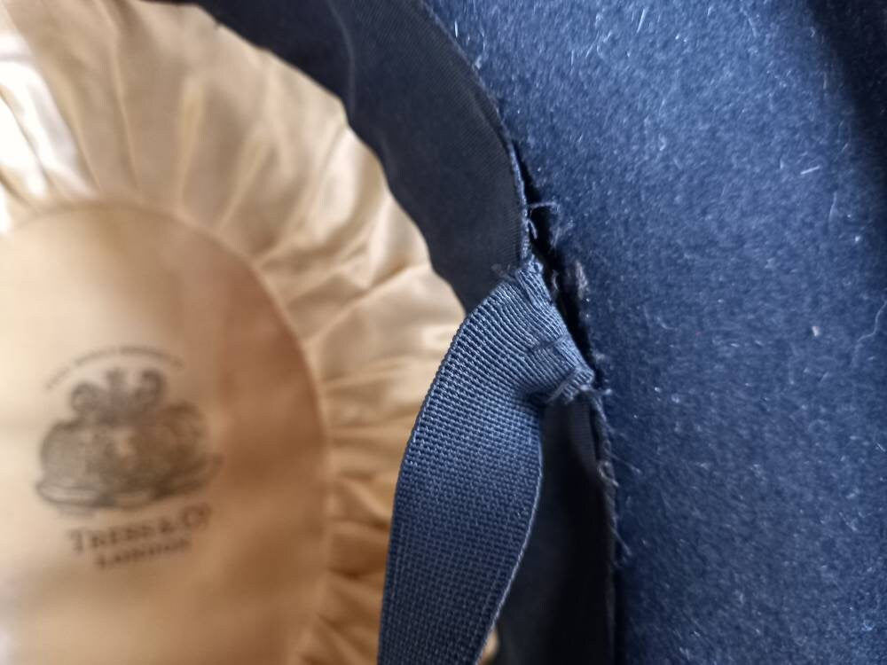 Chapeau ancien en feutre de style édouardien - Tress &amp; Co. Londres, époque Downton Abbey