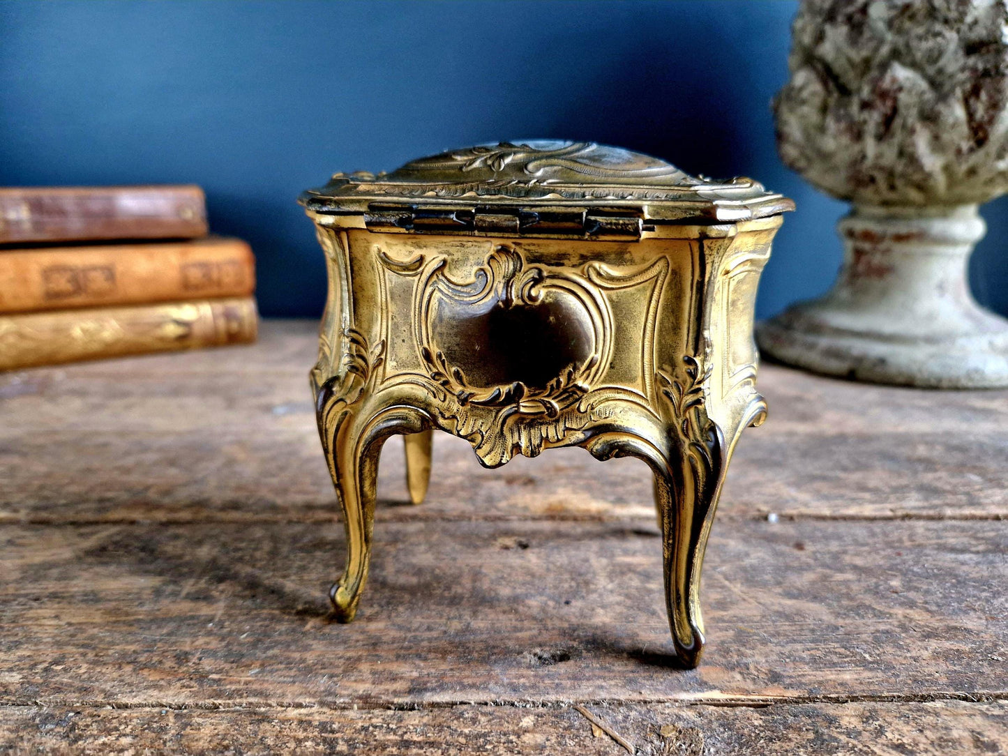 Antique jewelry box. French jewelry box. Trinket box.