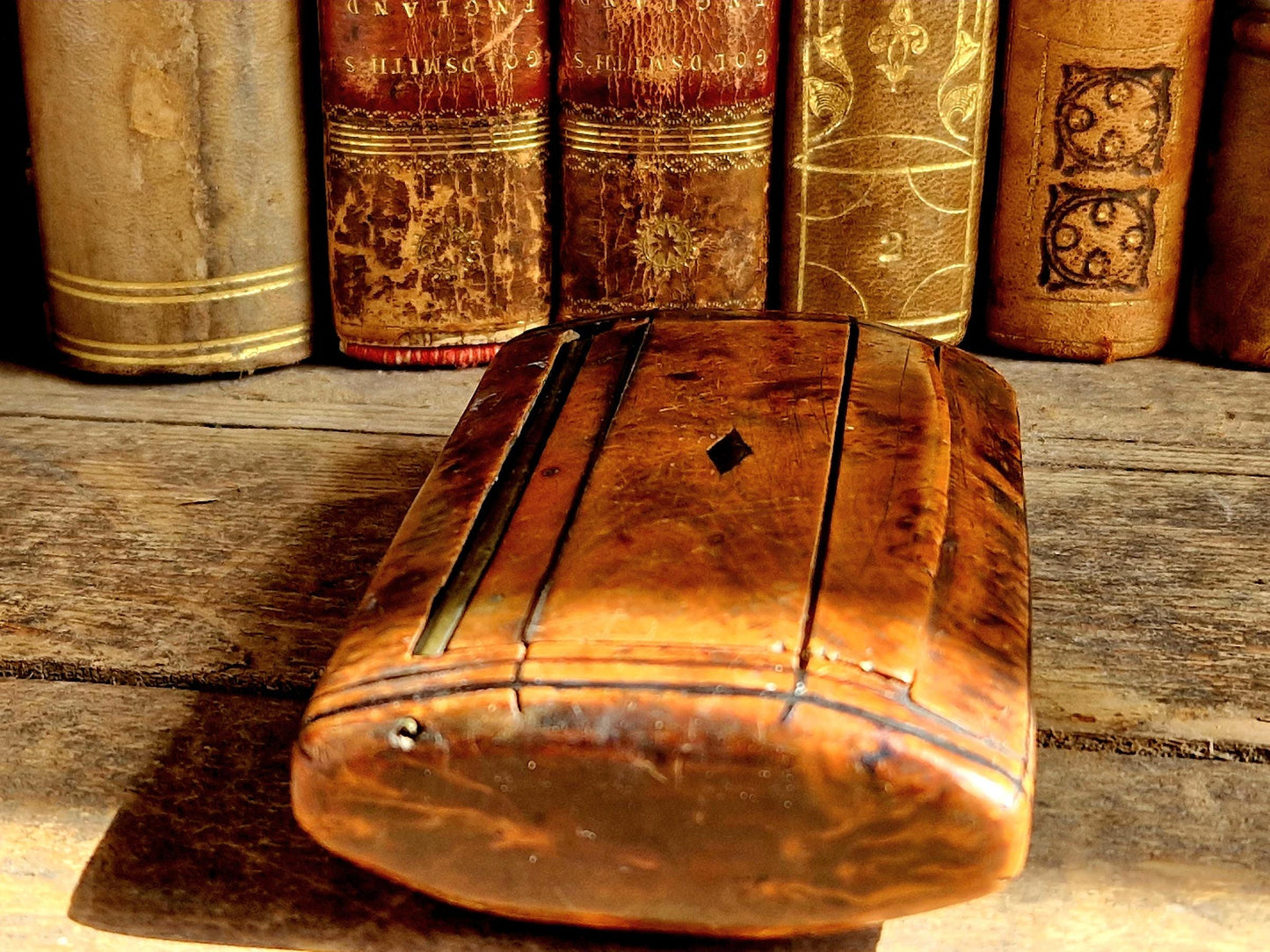 Antique snuff box French wooden snuff box 19th century.