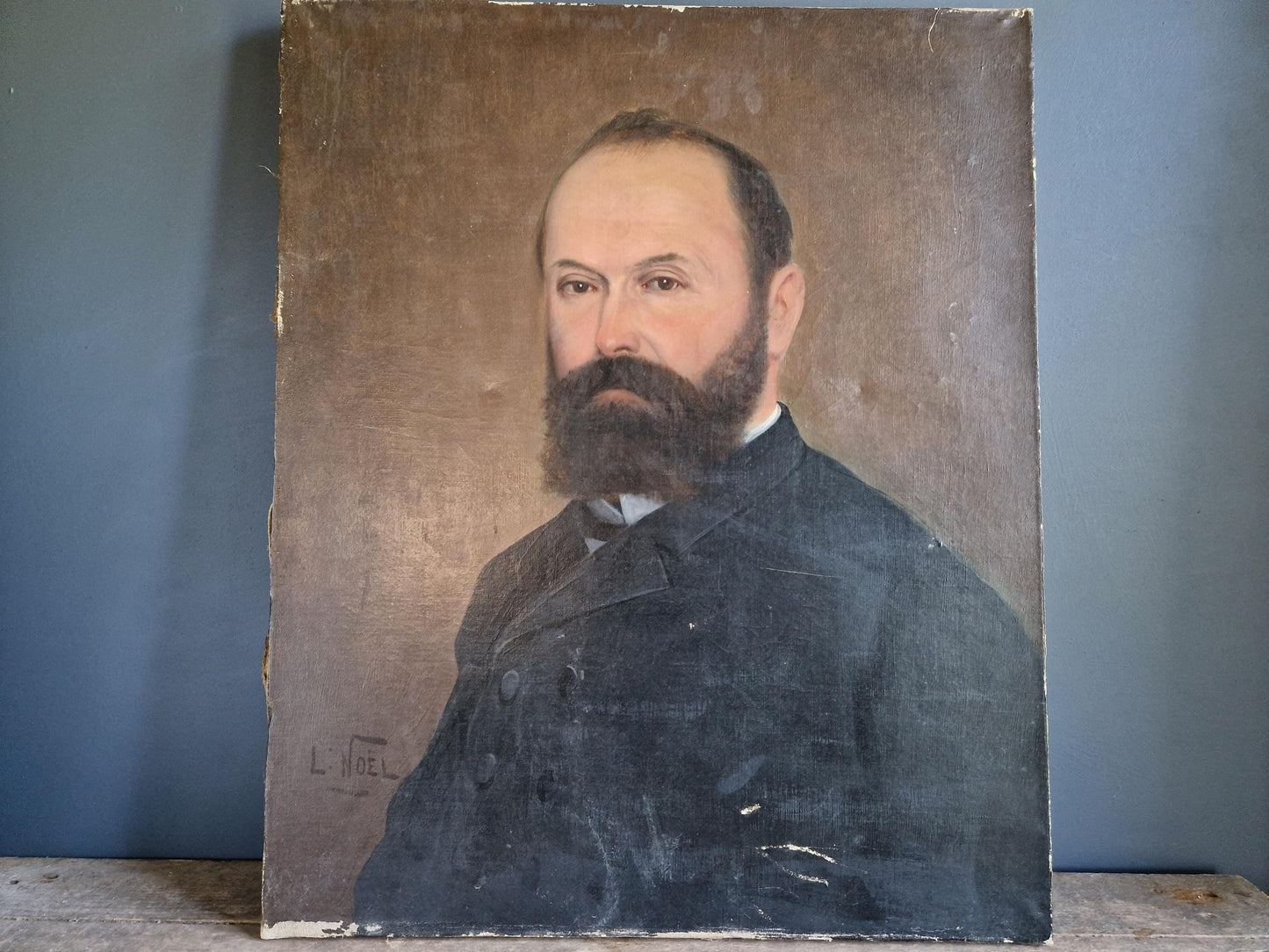 Antique oil painting. Antique portrait of Gentleman. Antique oil on canvas.