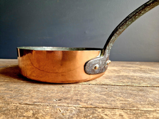 Large French copper saute pan