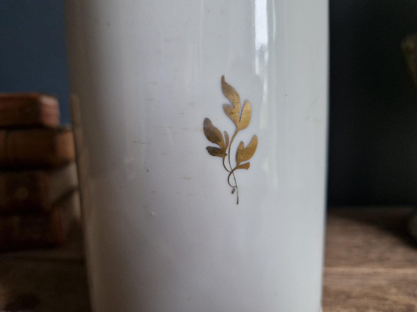 Pot d'apothicaire français ancien : Présentoir à aconit en porcelaine de Paris