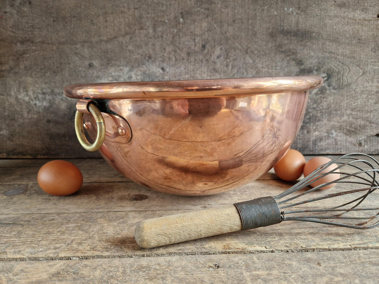 French copper egg whisking bowl. French kitchen copper ware.