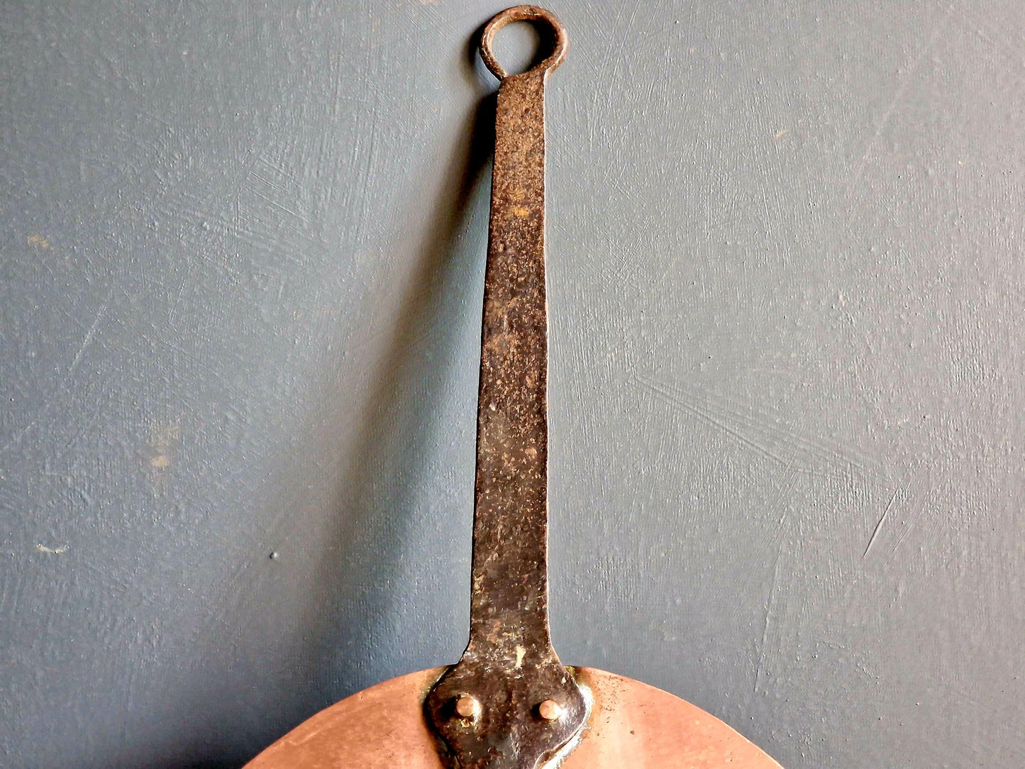 Couvercle de casserole ancien en cuivre français - Décoration de cuisine de style campagnard