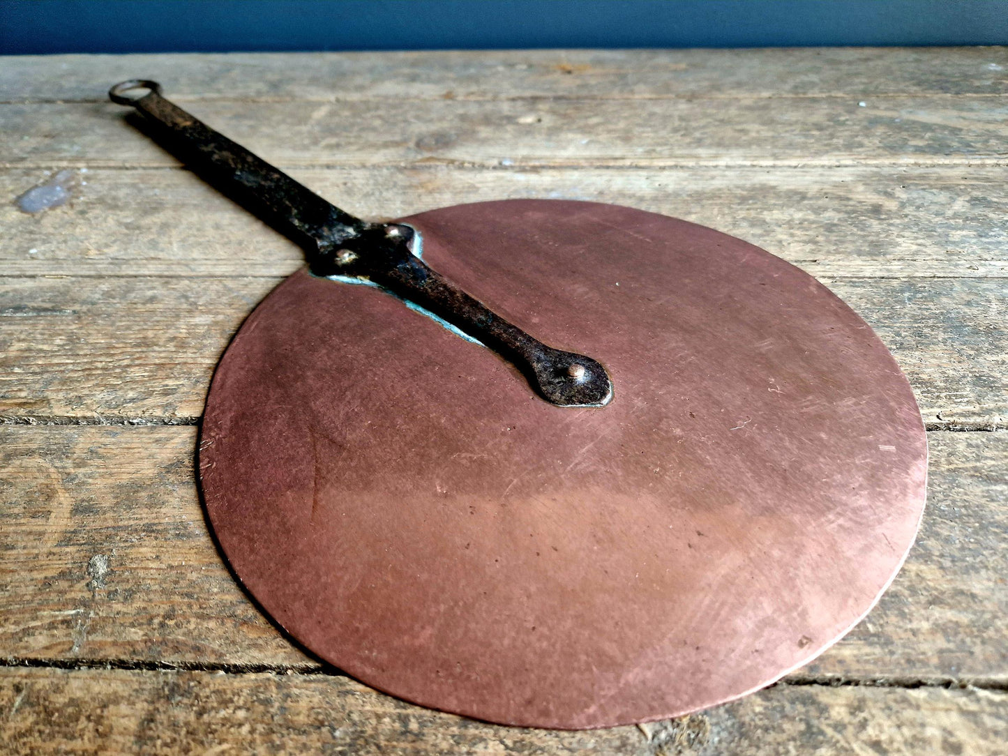 Couvercle de casserole ancien en cuivre français - Décoration de cuisine de style campagnard