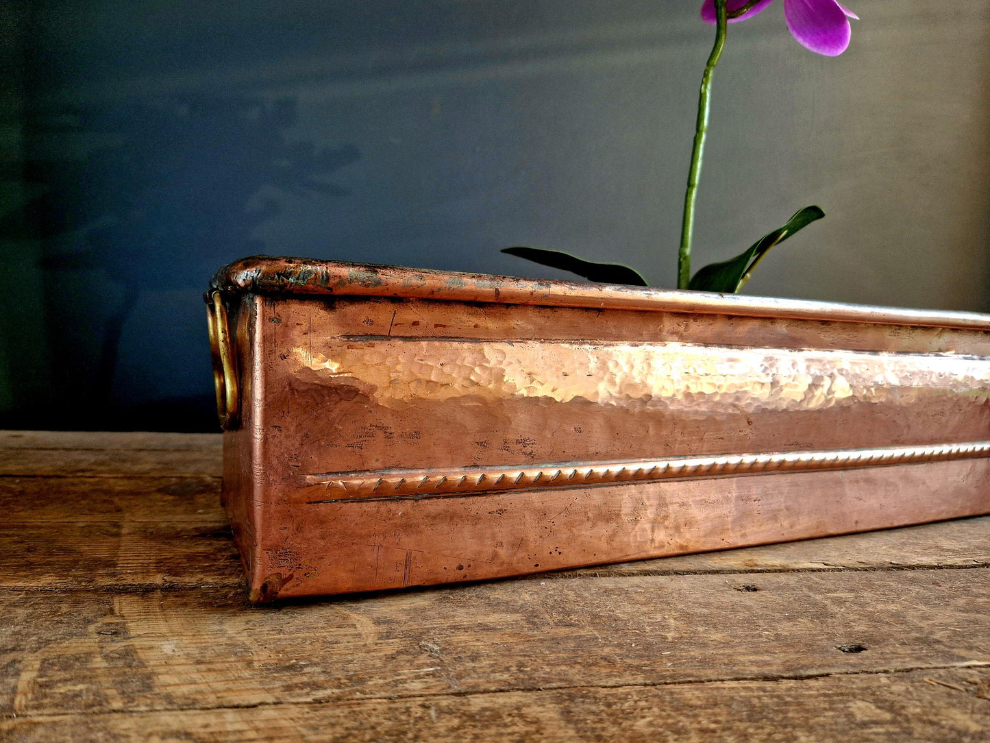 French antique copper planter in a rectangular form.