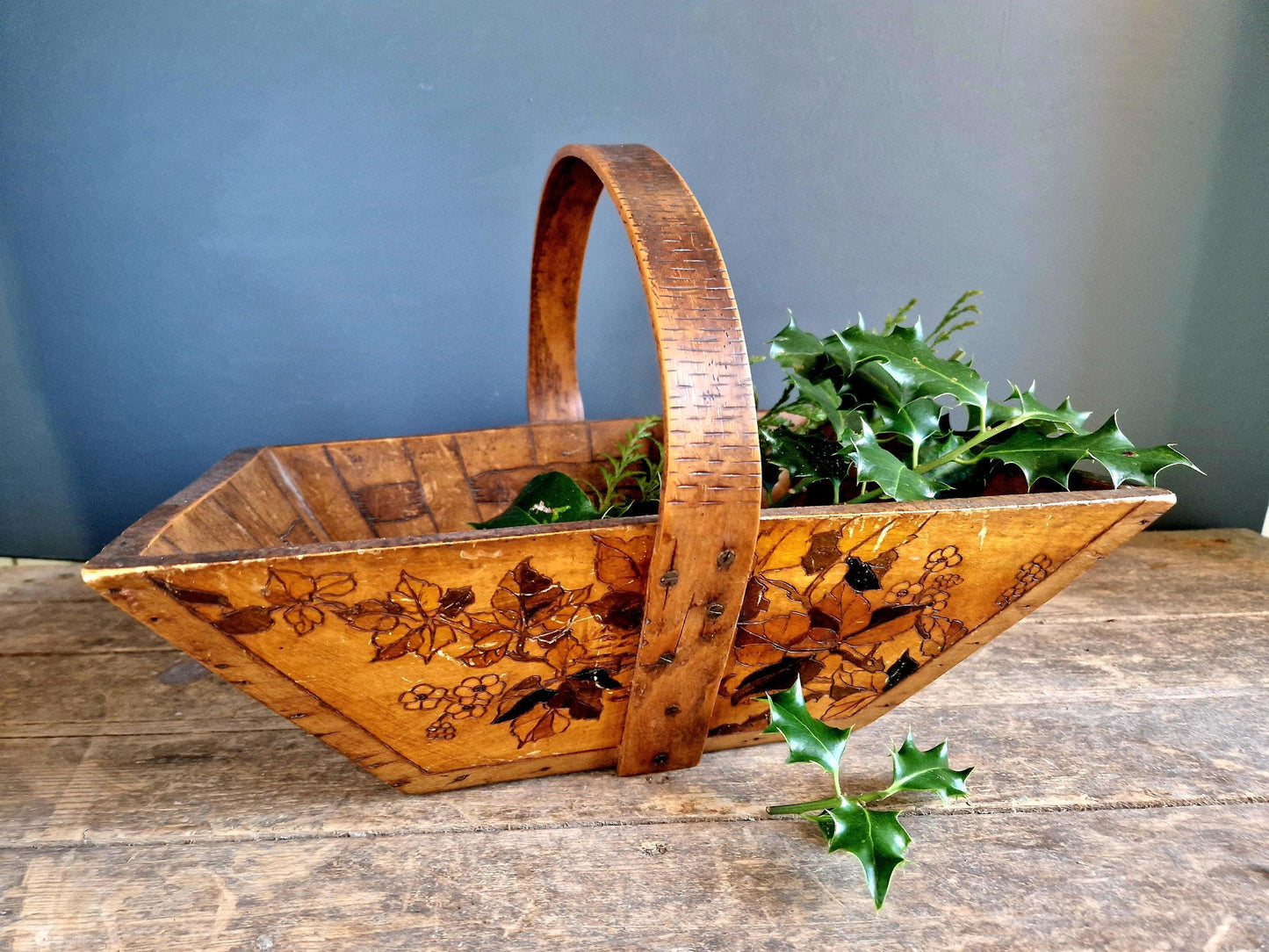French rustic garden trug with floral decoration. French wooden trug.